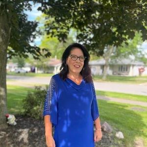 Meet your Posher, Carolyn